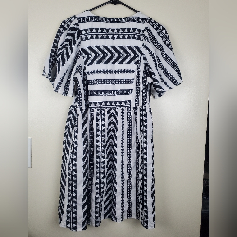 Old Navy Jacquard Mini Swing Dress Size XS - Picture 4 of 9